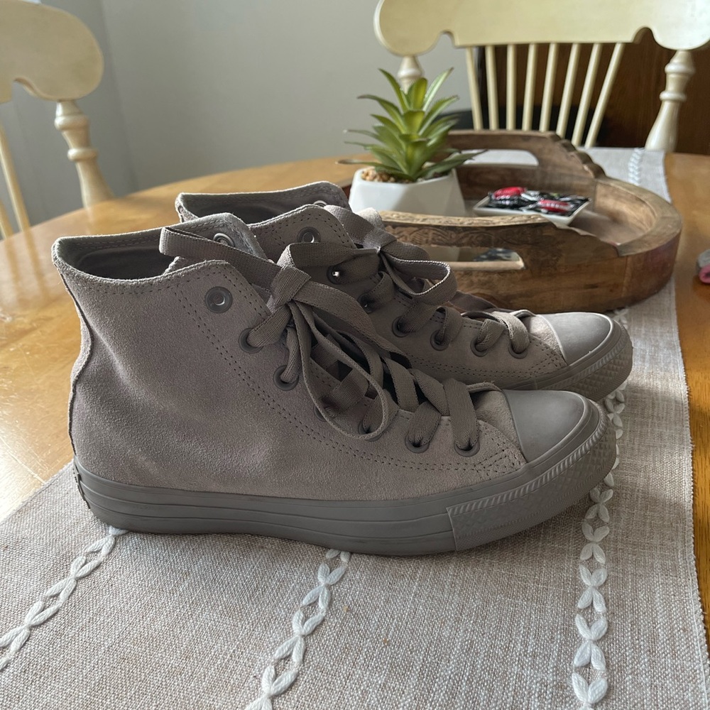 Converse!